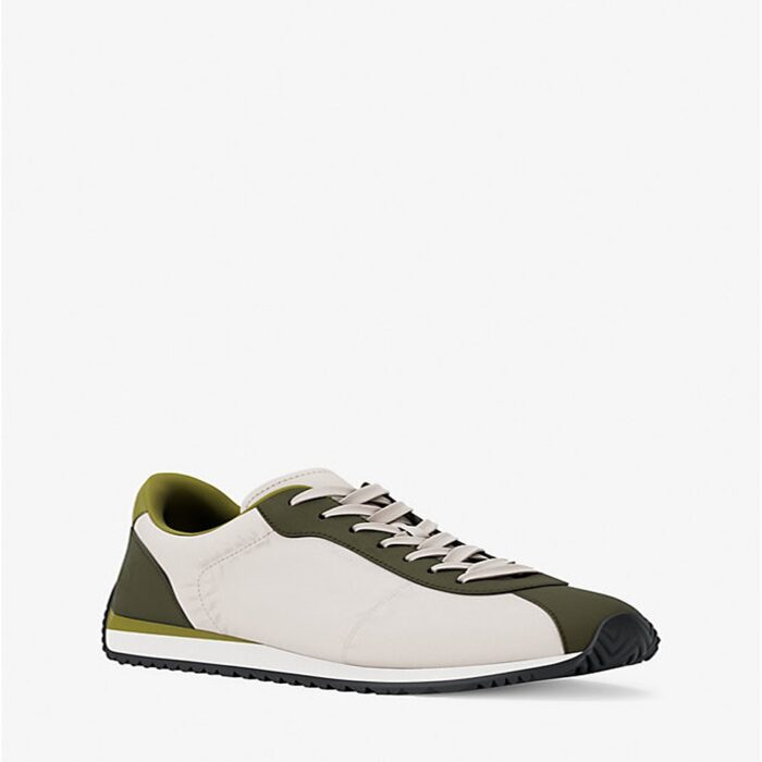 Rhodes shoe made of mixed materials