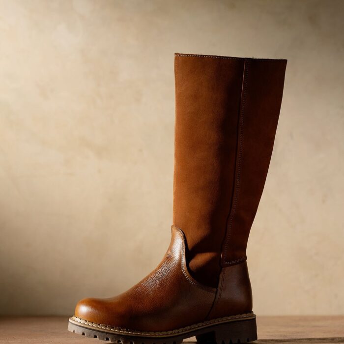Women's Hudson Shearling-Lined Leather Boots